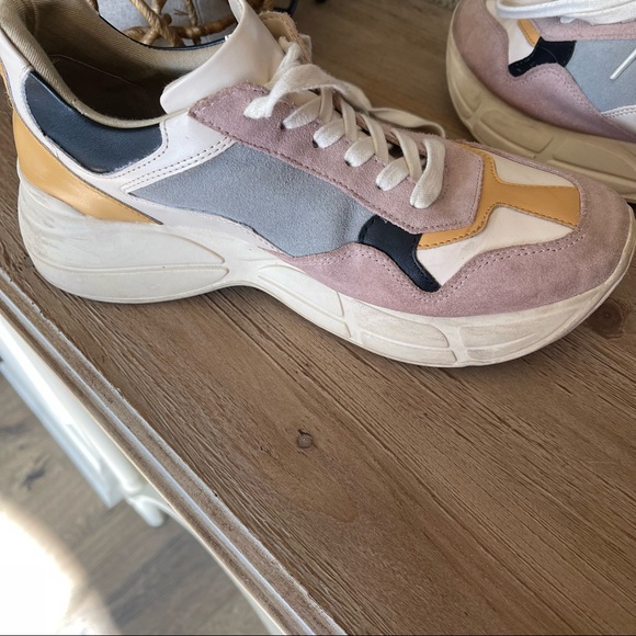 steve madden memory pink multi